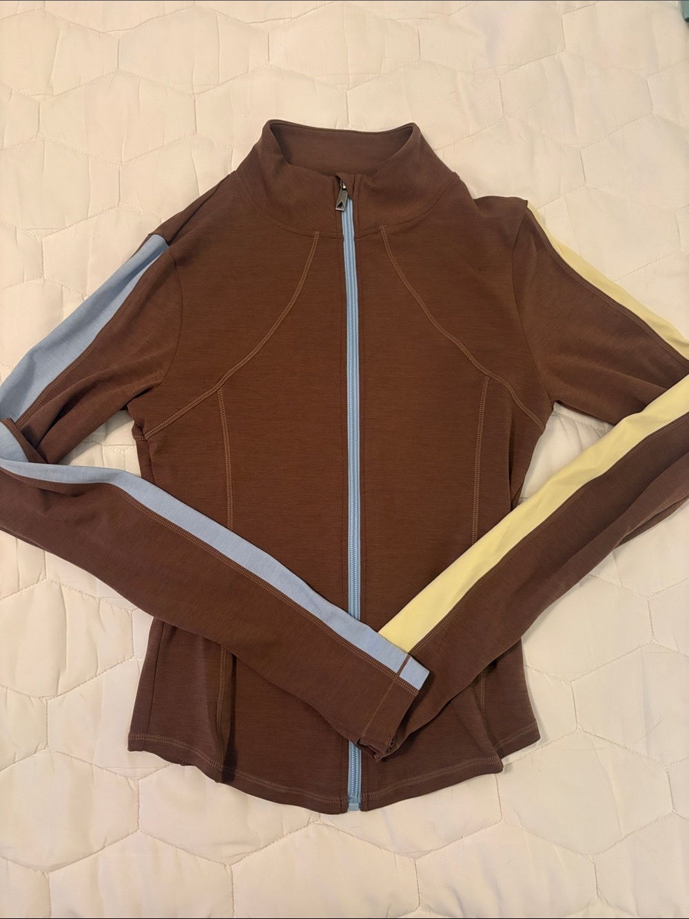 Vitality daydream panel jacket. Small